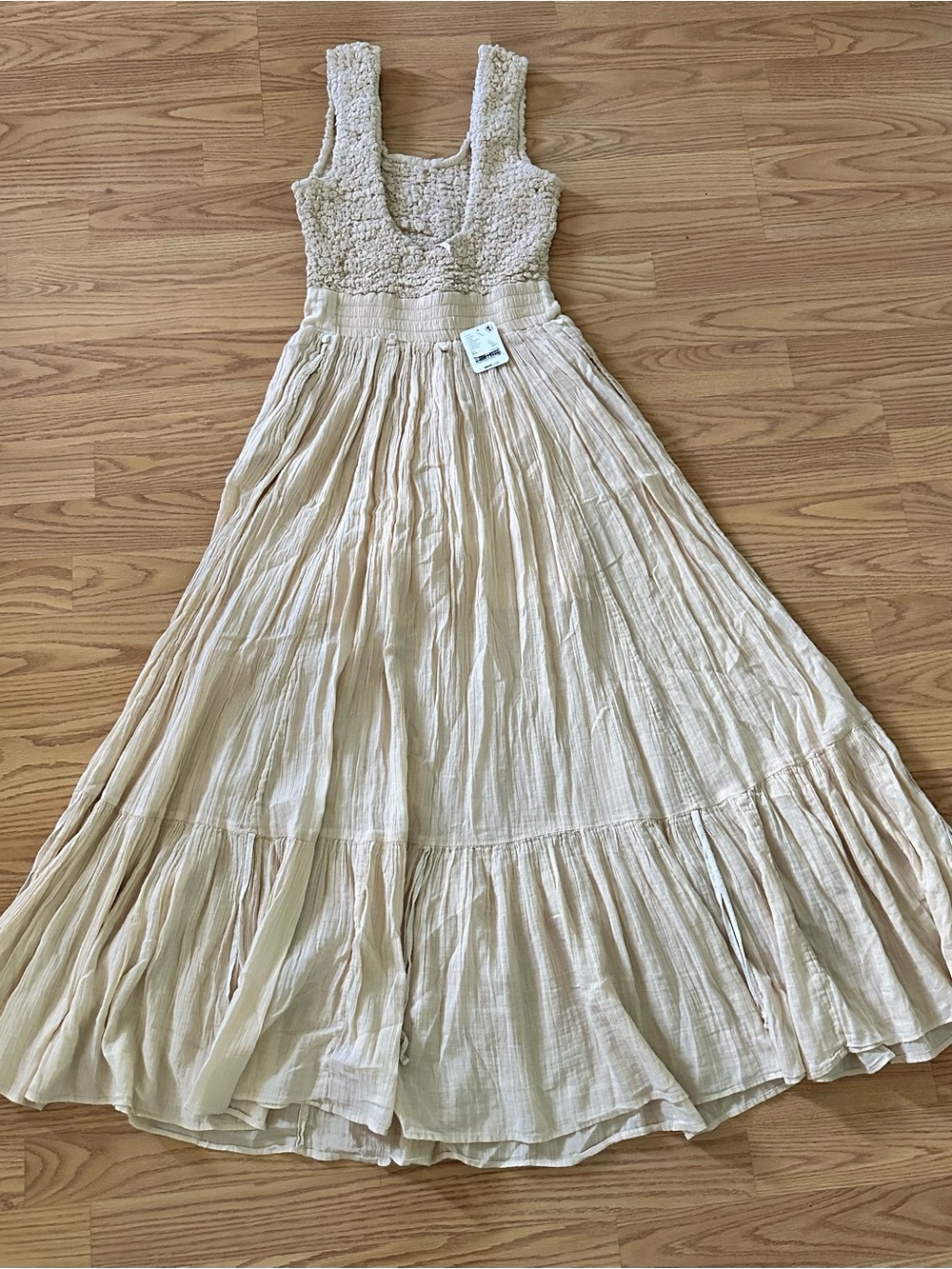 Free People Cream Textured Smocked Bodice Maxi Dress Size XS NWT - Picture 2 of 7